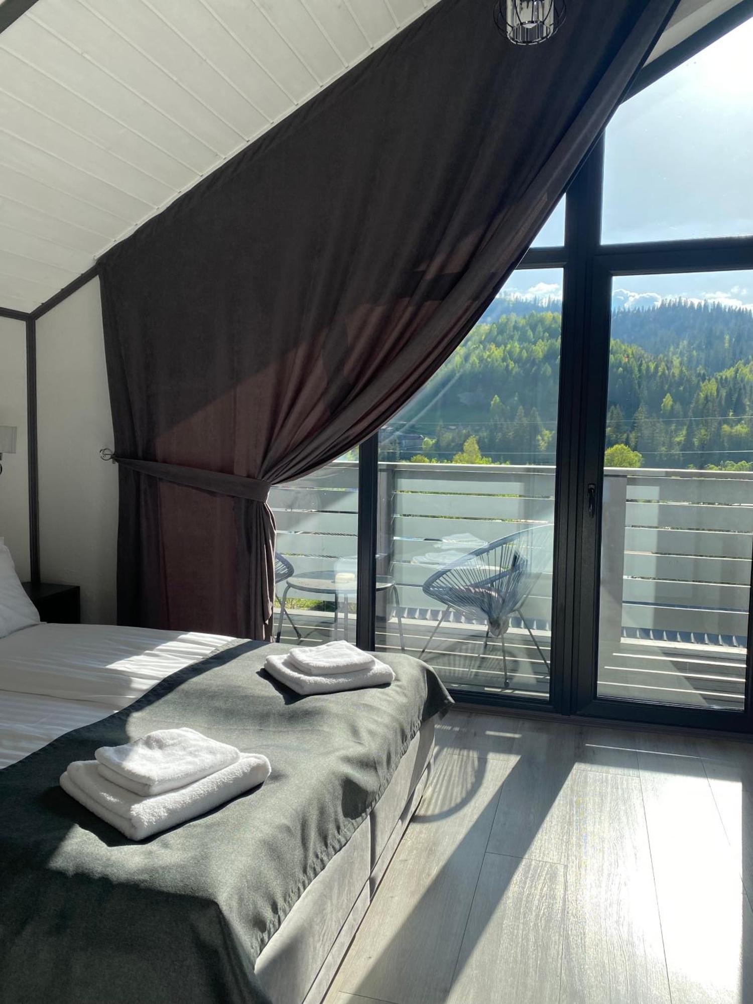 Apartment Prostir 65 *